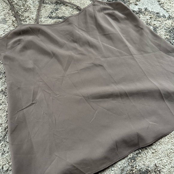 Development by Erica Davies Silk Tank XS - Picture 3 of 9